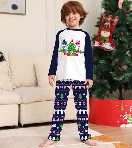 Conjunto de Pijamas Navideños para Toda la Familia - Image 6