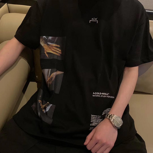 Playera Estampado de Manos Manga Corta