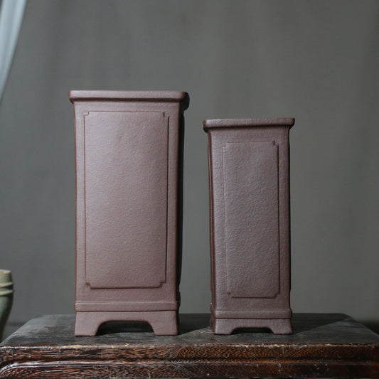 Maceta Cuadrada de Barro Púrpura Estilo Clásico