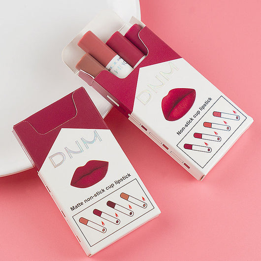 Set de 4 Labiales Ultra Finos Antiadherentes con Acabado Mate