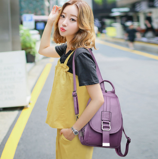 Mochila Impermeable para Mujer - Resistente y Versátil - Image 15