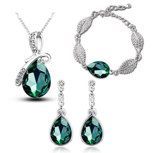 Set de Joyas Elegantes: Aretes Gota de Cristal, Collar Acacia y Pulsera - Image 4