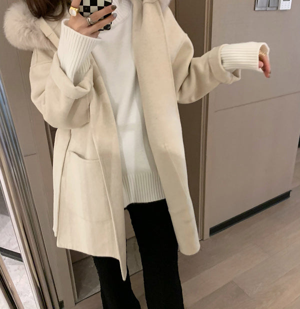Chaqueta de Lana Reversible con Cuello de Pelaje y Cinturón