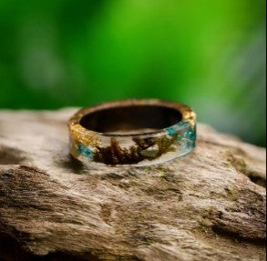 Anillo de Resina con Facetas Artesanal - Diseño Único y Personalizado