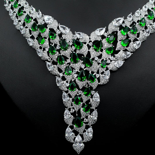Conjunto de Collar y Aretes de Diamantes Completos con Diseño Exagerado - Image 12