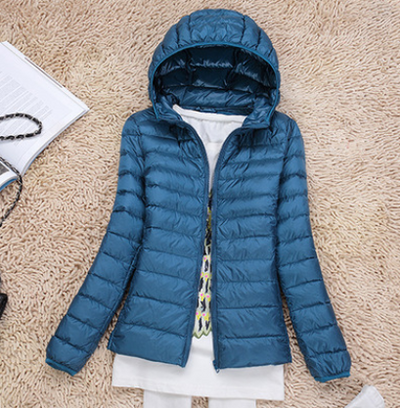 Chaqueta Acolchada Ligera con Capucha para Mujer - Diseño Slim Moderno - Image 9