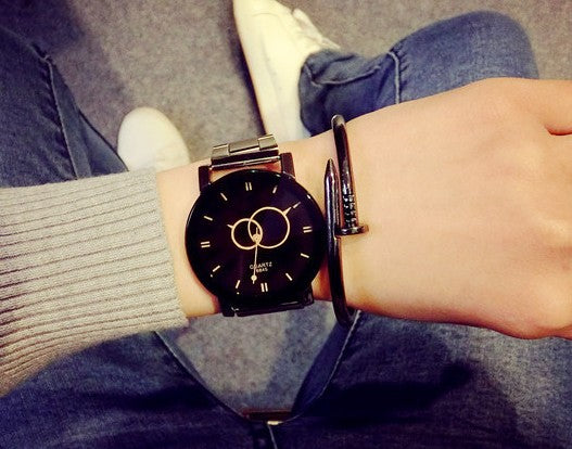 Reloj de Pareja Diseño Giratorio Negro Cuarzo - Image 10