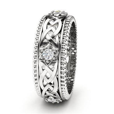 Anillo de Boda Hueco con Diamante Blanco Chapado en Oro 14K - Image 4