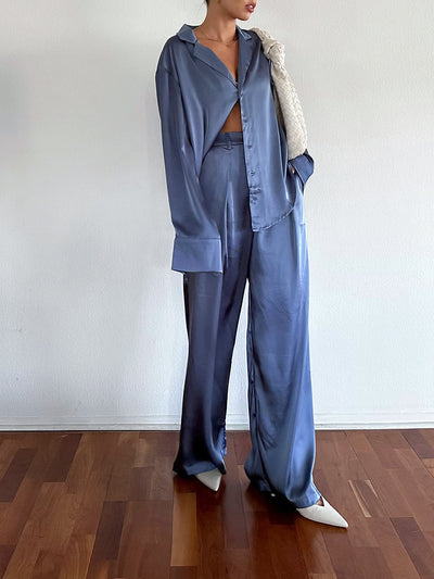 Conjunto Elegante de Satén: Blusa Manga Larga y Pantalón Talle Alto - Image 4
