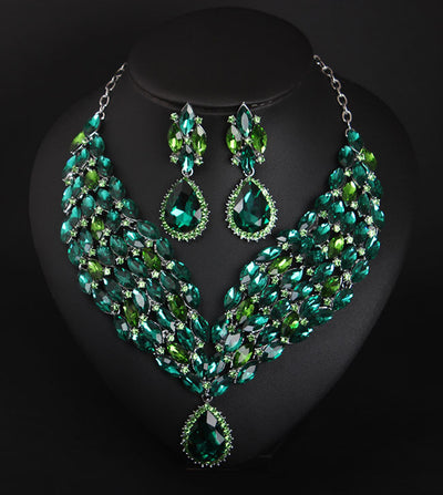 Juego de Collar y Aretes de Cristal Africano - Image 3