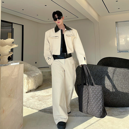 Conjunto Hombre Chamarra de Cuero con Bloques de Color y Pantalón Ancho Casual
