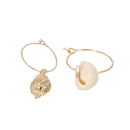 Aretes Bohemios Dorados con Perlas y Borlas de Concha Natural - Image 9