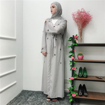 Cardigan Bordado Elegante con Pañoleta a Juego - Image 8