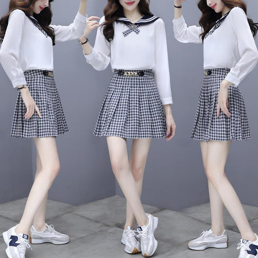 Conjunto Preppy Primavera: Blusa con Moño y Falda Cuadrillé - Image 2