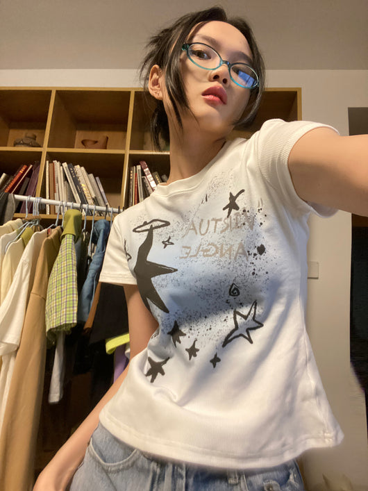 Camiseta Blanca Básica con Estrella Pintada a Mano - Image 11