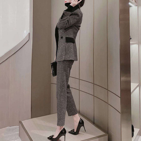 Traje de Dos Piezas para Mujer - Elegancia y Sofisticación
