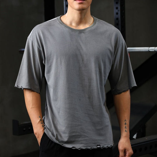 Playera Suelta de Algodón Rasgada para Hombre