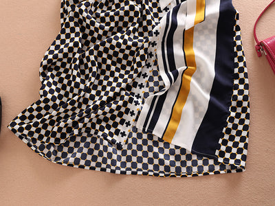 Blusa Chifón Manga Corta con Cintura Ajustada y Lazos Laterales - Image 13
