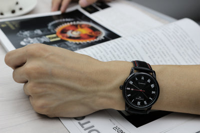 Reloj Clásico con Números Romanos - Image 3