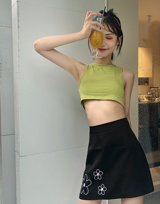 Top Halter Floral Coreano con Bordado y Falda Tipo A - Estilo Verano