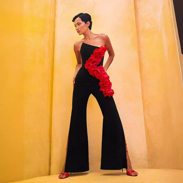 Jumpsuit Elegante Rojo con Aplicaciones y Escote Tubo