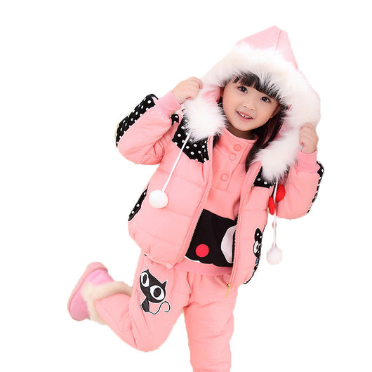 Conjunto Invernal de Tres Piezas para Niñas - Suéter y Traje de Terciopelo Acolchado - Image 5