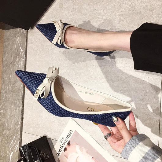 Tacones Stiletto Puntiagudos con Moño de Cuero para Mujer - Image 5