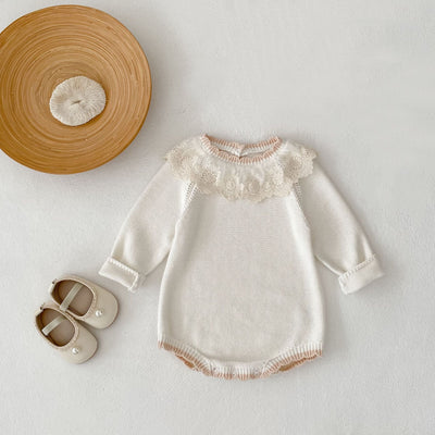 Suéter Infantil Otoño con Cuello de Encaje y Manga Larga - Image 8