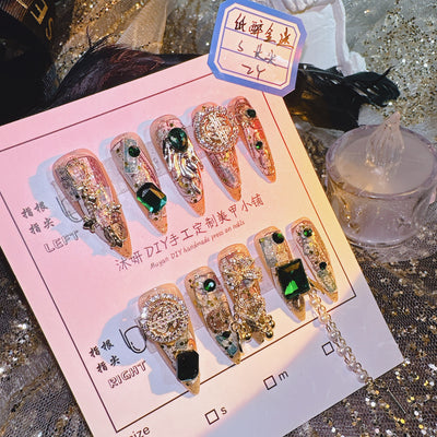 Stickers de Uñas Premium Lujo Chica Hot - Diseños Exclusivos y Duraderos - Image 3