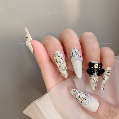 Parches de Uñas Tweed Premium con Acabado Lujo Ligero - Image 10