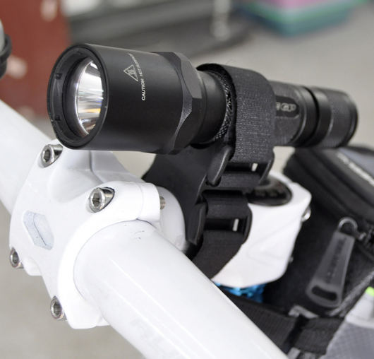 Luz LED de Seguridad para Bicicleta con Correa Ajustable - Image 6