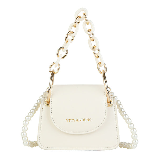 Bolso Bandolera Cuadrado con Cadena de Perlas a un Hombro
