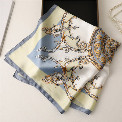 Pañuelo Cuadrado Mujer 70cm Estampado Pájaros y Letras - Image 3