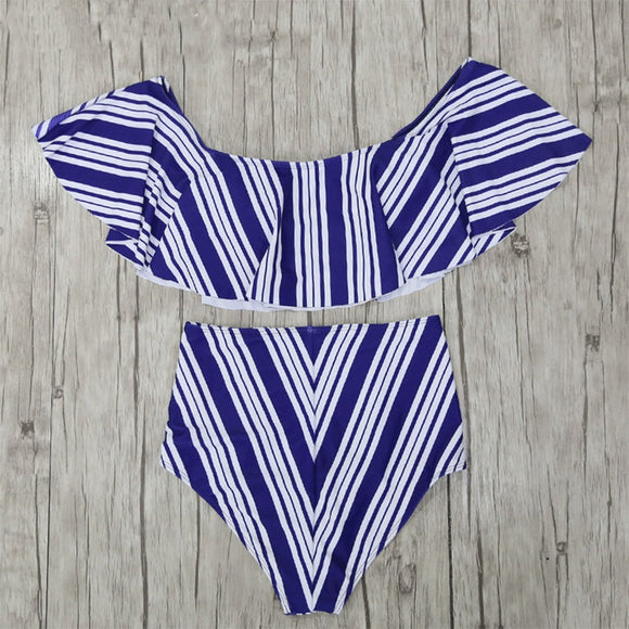 Bikini Hombro Descubierto con Volantes y Abertura Lateral