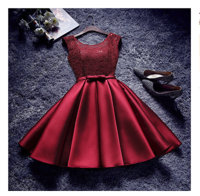 Vestido de Dama de Honor Coreano Rojo - Diseño Elegante para Grupo de Amigas - Image 3