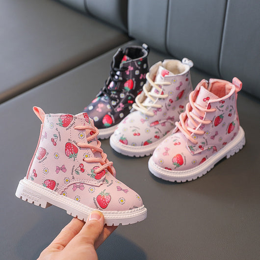 Botas Martin Infantiles Diseño Fresa - Botines Cortos Lindos para Niñas - Image 10