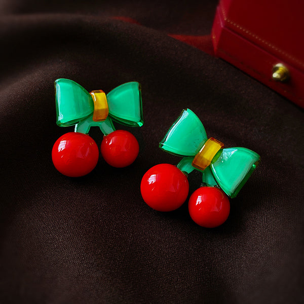 Aretes de Plata con Moño y Cerezas en Contraste de Colores