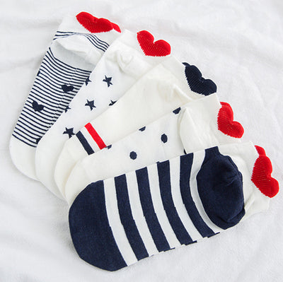 Calcetines infantiles con diseños de dibujos animados