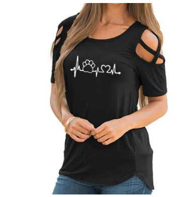 Playera Cuello Redondo con Estampado de Corazones - Image 15