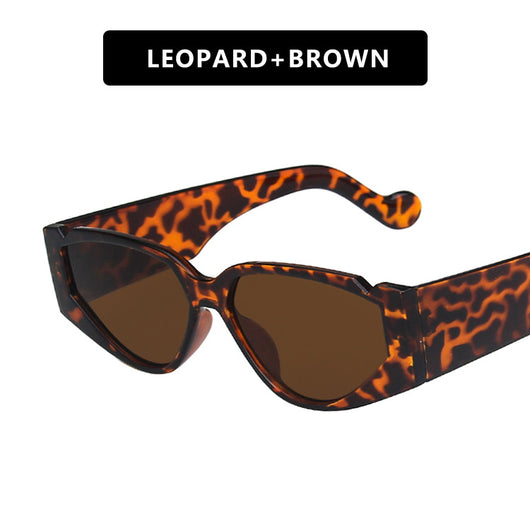 Vintage triangle notch sunglasses with brown lenses and leopard print frames and temples. - Image 15