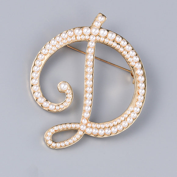 Broche Personalizado con Iniciales en Perlas - Alfiler Elegante para Mujer