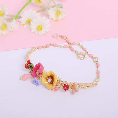 Pulsera de Flores de Peonía en Esmalte Rosa con Zircones Chapada en Oro - Image 17