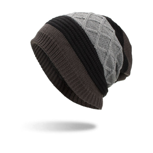 Gorro de Lana Tejido con Clip Diamante y Terciopelo - Image 4