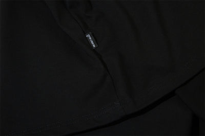 Playera Estampada con Patrón de Letras para Hombre - Image 12