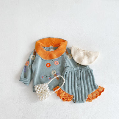 Conjunto de Punto para Bebé Niña con Cuello Bordado de Flor de Loto - Image 10