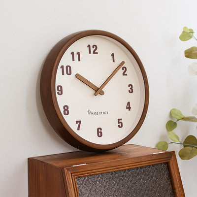 Reloj de Pared Minimalista Moderno en Madera Maciza Estilo Retro - Image 2