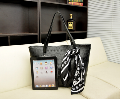 Bolso de Cuero PU con Calavera - Cartera Grande Impermeable para Mujer - Image 5