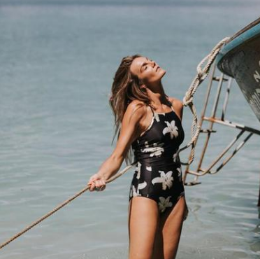 Monokini de Ganchillo con Cortes Atractivo - Traje de Baño Tejido Talla XL - Image 4
