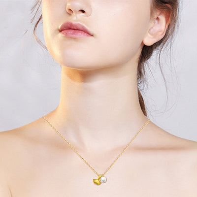 Collar de Oro Puro 999 con Hoja de Ginkgo y Perla para Mujer
