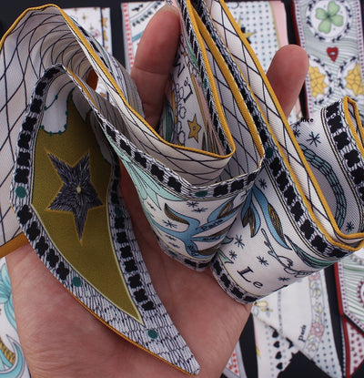 Pañuelo de Seda Twill Doble Capa Serie Tarot con Asas - Image 25